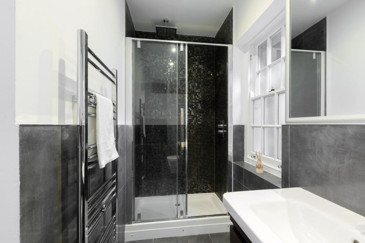 Spacious 4 Bedrooms Flat In New Oxford Street Londres Extérieur photo